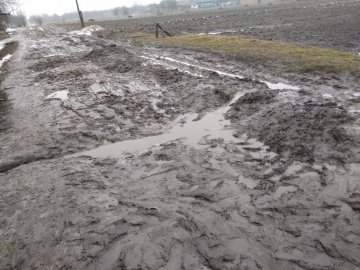 «Нанотехнології» перетворили вулицю на болото