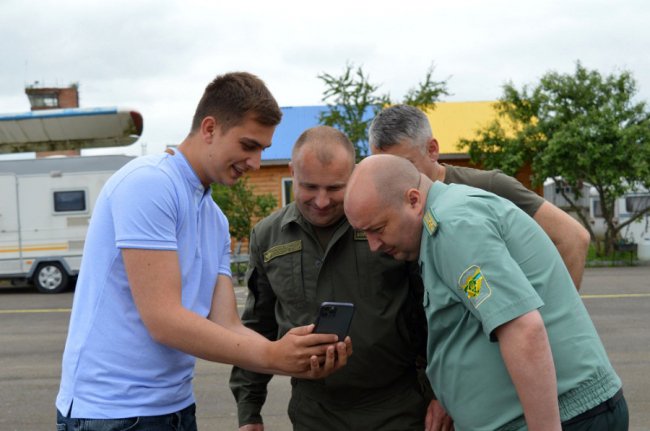 Підприємець із хобі авіатора патрулюватиме волинські ліси з висоти пташиного польоту. ФОТО, ВІДЕО