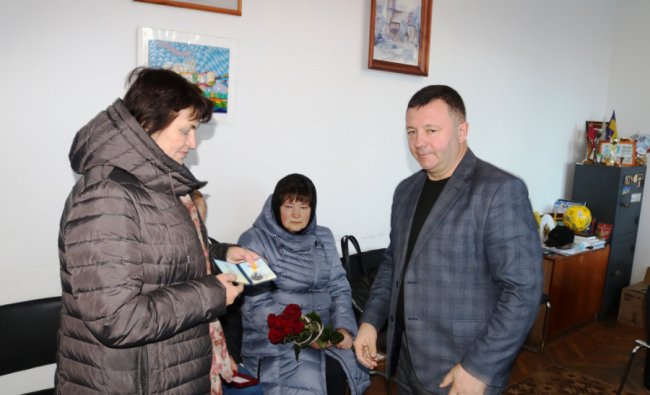 Залужний нагородив волонтерський рух із Волині