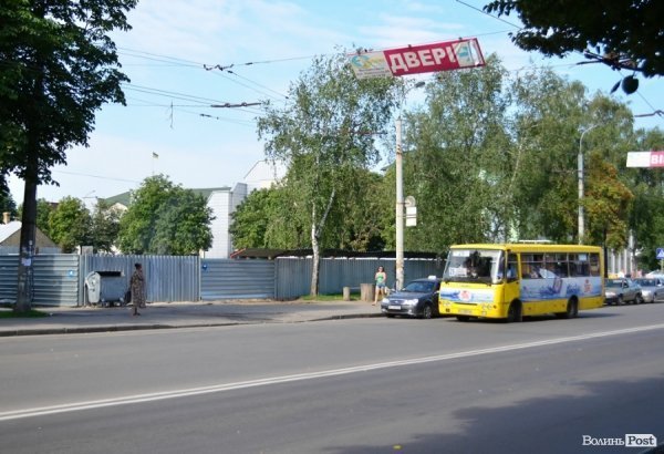 У Луцьку зводять житловий і торгово-офісний комплекс на таємницях історії? ФОТО