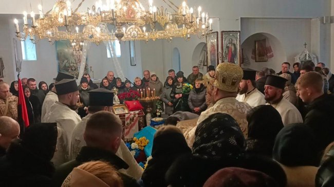 У громаді під Луцьком поховали Героя Романа Мигдаля