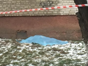Поліція повідомила нові деталі загибелі дівчини у Луцьку