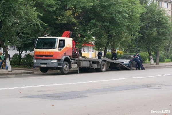 Янукович у Луцьку: засилля міліції і величезні затори. ФОТО