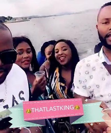 На озері Вікторія затонула яхта з 120 пасажирами: на борту були принц і зірки шоу-бізнесу