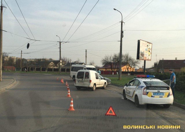 На Гнідавській зіткнулися Volkswagen і Geely