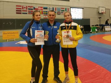 Юні волинянки успішно виступили на міжнародному турнірі з вільної боротьби у Німеччині