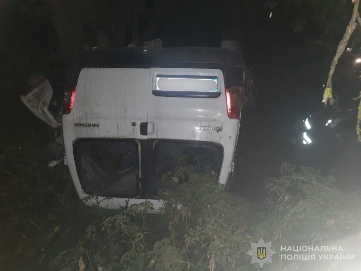 В'їхав у стовп: на Волині в аварії загинув 34-річний водій