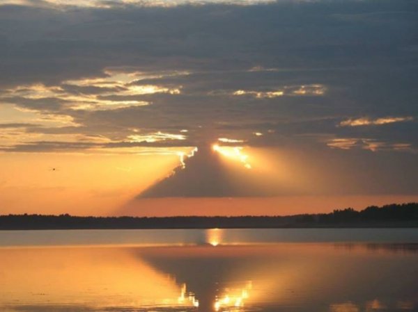 Озеро Нобель 2009 червень Автор Олександр Кухаренко