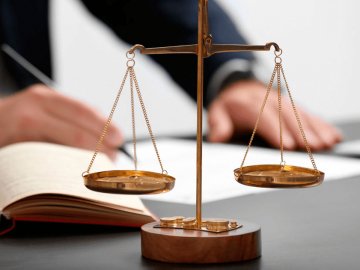 Що робити людині, якій погрожують?*