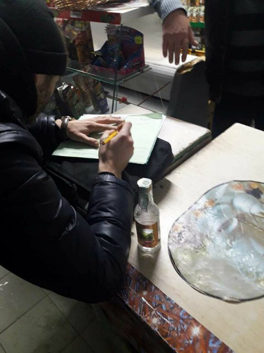 У Луцьку виявили три «точки» продажу сурогату