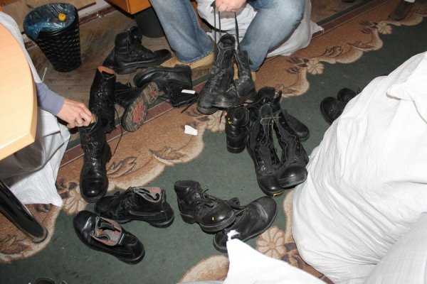 На Волині збирають речі для добровольців, які їдуть на Схід