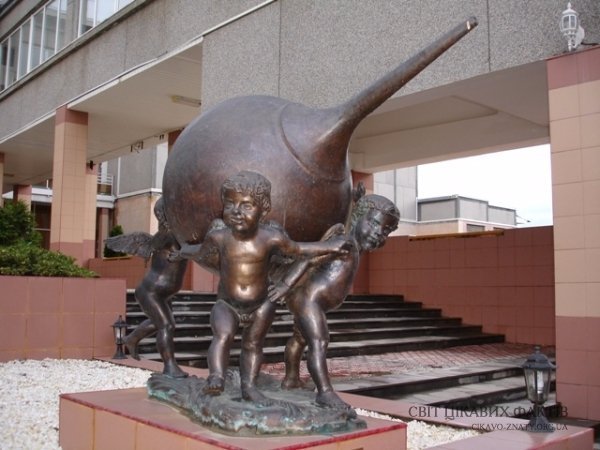 Найдивніші пам'ятники світу. ФОТО