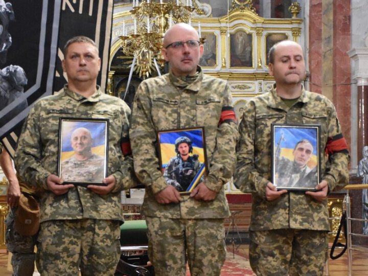 У Луцьку попрощалися з трьома Героями