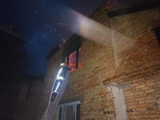 На Волині під час пожежі  у будинку загинула 45-річна жінка