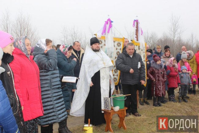 У селі Любомльського району вперше організували водохресні купання.  ФОТО
