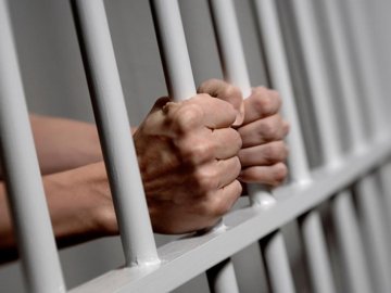 Житель Луцька увосьме втрапив за ґрати