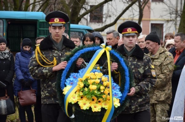 Герої не вмирають: піша хода Луцьком. ФОТО