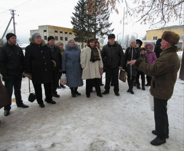 У волинському селі створили вуличну бібліотеку