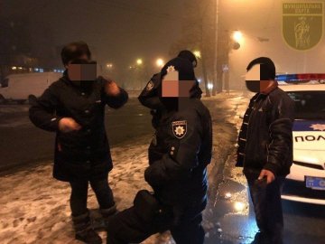 У Києві пара побила перехожого через відмову зайнятися сексом. ФОТО