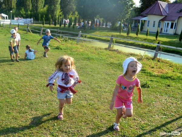 Маленькі патріоти також «фестивалили» на «Бандерштаті»