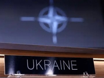 У НАТО домовились не постачати деякі види озброєння Україні через Росію, – ЗМІ
