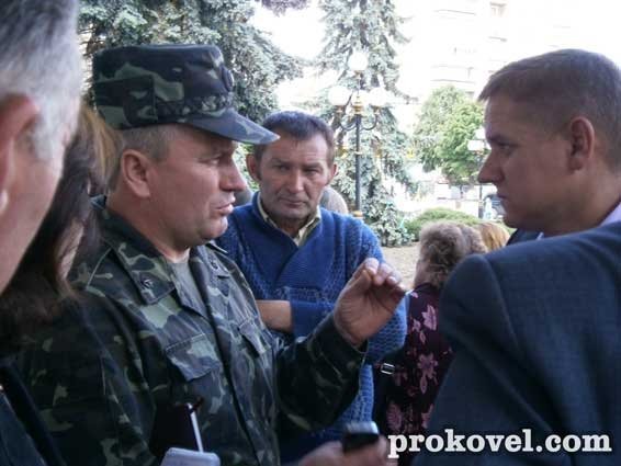 Через мобілізацію на Волині  жінки обіцяють перекрити міжнародну трасу. ФОТО