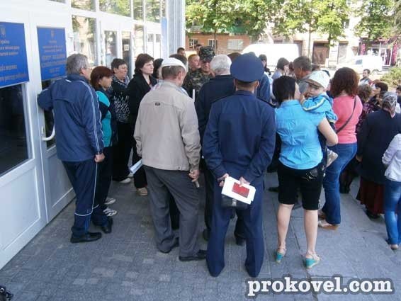 Через мобілізацію на Волині  жінки обіцяють перекрити міжнародну трасу. ФОТО