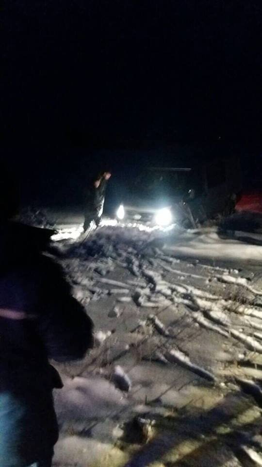На Волині рятувальники за день витягли з кюветів три машини. ФОТО
