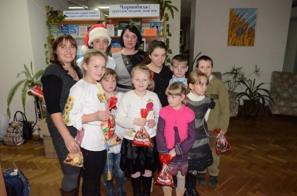 Діти із реабілітаційних центрів отримають святкові листівки від луцьких школярів. ФОТО