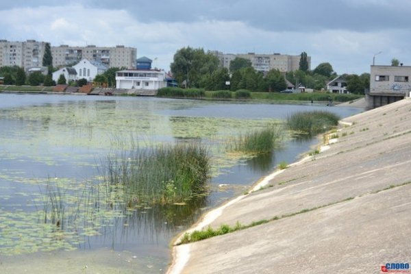 Як молодь прибирала Ковельське водосховище. ФОТО