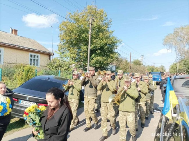 «Він був тією людиною, яка увібрала в себе усі найкращі чесноти»: друзі про загиблого Героя з Волині Віталія Кавку. ФОТО