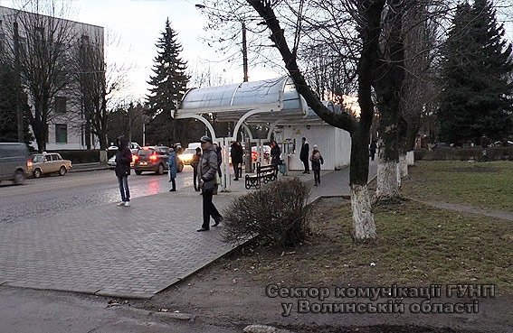 Луцькі поліцейські з’ясовують обставини інциденту за участю громадського активіста. ФОТО