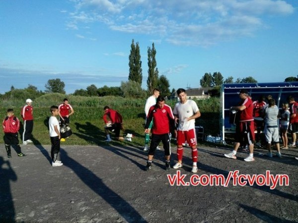 «Волинь» зіграла матч в бронежилетах, ‒ фани. ФОТО. ВІДЕО