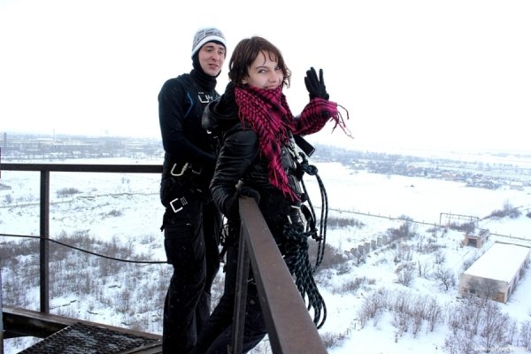 У Луцьку голий чоловік стрибнув з 50-метрової висоти. ФОТО