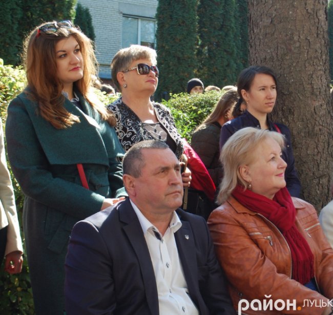 «Бурштинова осінь»: страви, мода і музика