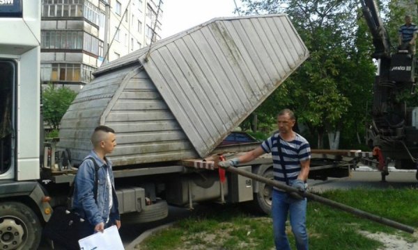 У Луцьку муніципалів лякали депутатами міської ради. ФОТО 