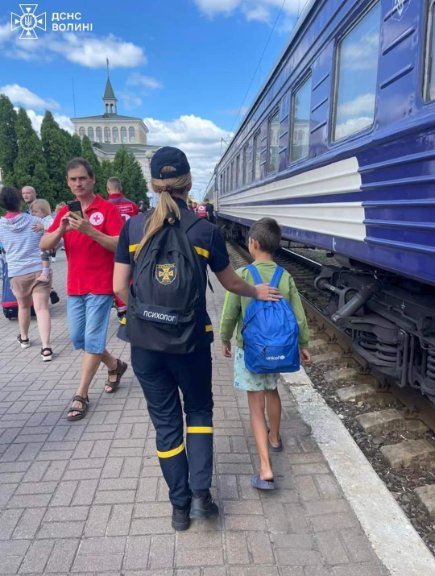 Волинь зустріла евакуаційний потяг з Покровська, Торецька та Сіверська