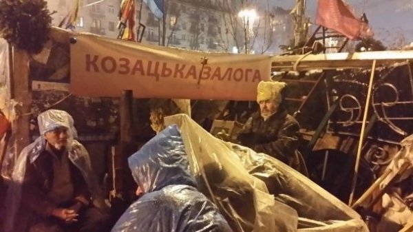 Євромайдан не дочекався штурму. ФОТО