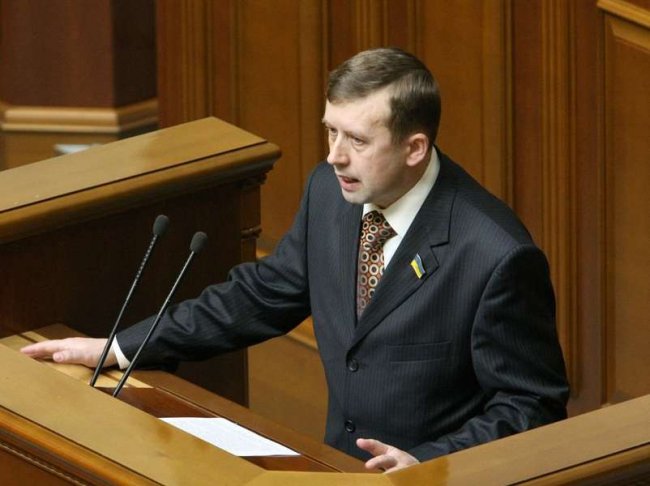 ТОП-10 найдорожчих автівок депутатів Волиньради