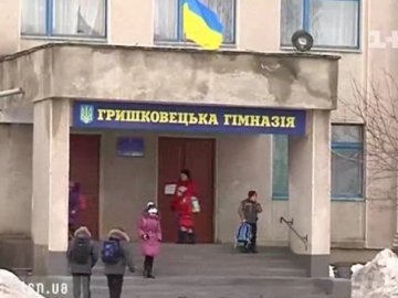 На Житомирщині зловили педофіла-директора школи. ВІДЕО