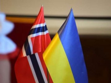 Норвезькі волонтери вже вчетверте привезли допомогу на Волинь