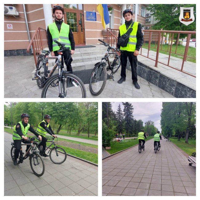 У Луцьку муніципали пересіли на велосипеди. ФОТО