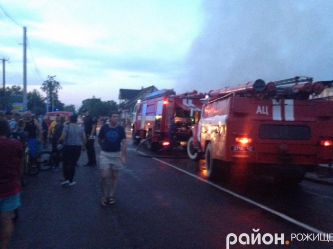 Повідомили про наслідки пожежі на ринку у Рожищі. ФОТО