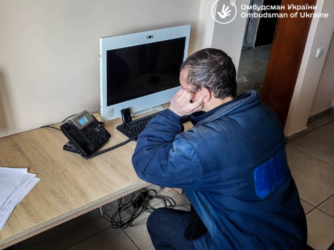 У яких умовах в Україні утримують російських полонених. ФОТО