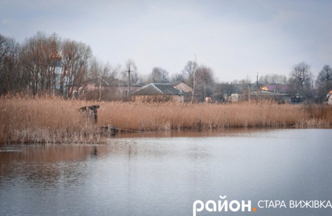  Неймовірні краєвиди на озері в селі Сереховичі. ФОТО