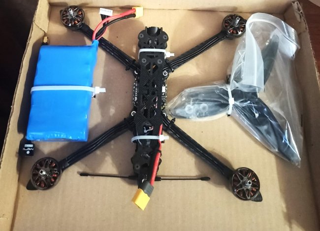 Хлопчик із Волині витратив всі свої заощадження на FPV-дрон для ЗСУ