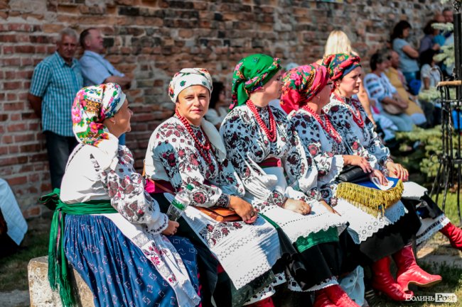 Неймовірні вбрання та іноземні гості: фестиваль «Берегиня» у Луцькому замку. ФОТО
