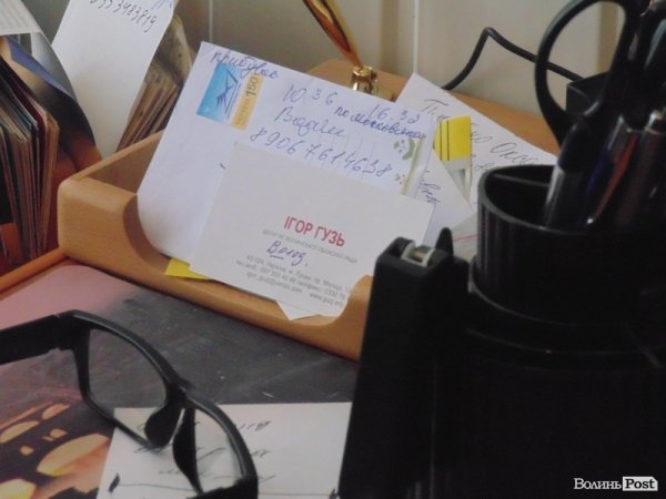 У Луцьку «Правий сектор» «розбирався» із переплатою за паспорти. ФОТО. ВІДЕО