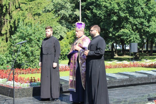 У Луцьку відзначили 75-ту річницю визволення Волині від нацистських загарбників.  ФОТО