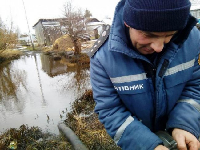 Розповіли, як на Волині борються з паводками